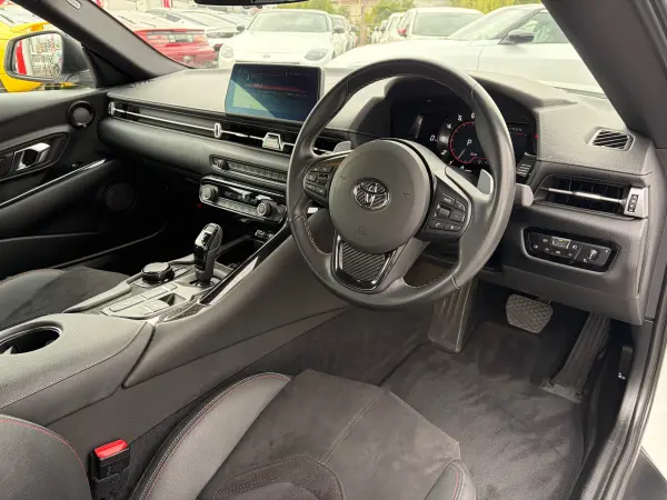 Toyota Supra 2.0 SZ-R 1-Owner Navi TV Backup Camera Seat Heater Pre-Crash Safety Lane Keep Blind Spot Monitor JBL (White Metallic) — photo 7