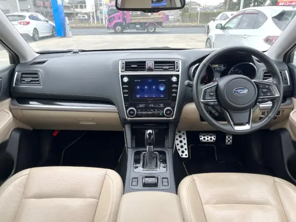 2020 Subaru Legacy Outback — photo 2