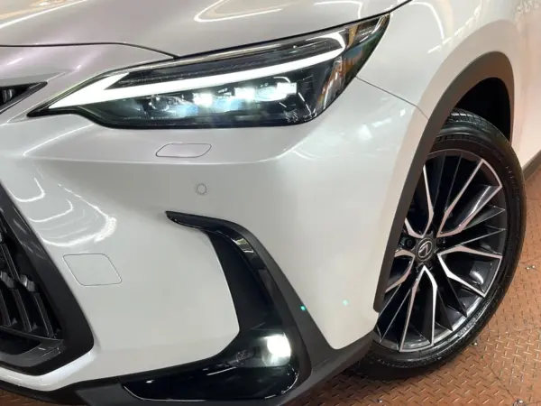 Lexus NX 350h Version L Non-Smoking Mark Levinson (Sonic Quartz) — photo 8