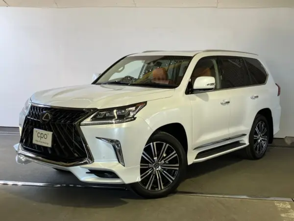 Lexus LX 570 4WD — thumbnail 1