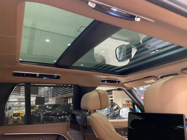 2025 Landrover Rangerover — photo 3