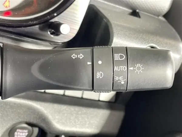 Suzuki Jimny Sierra 1.5 JC 4WD — photo 8
