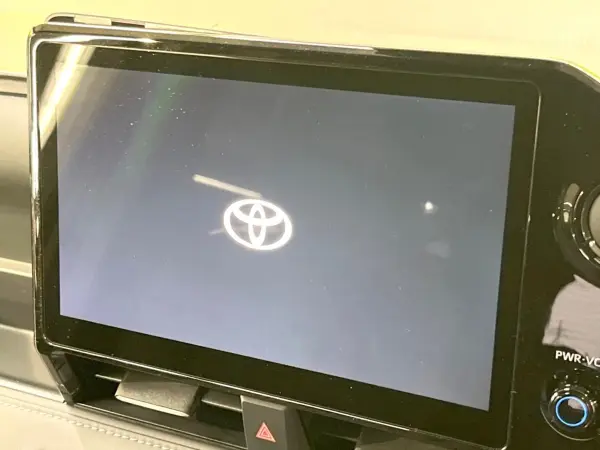 2025 Toyota Noah — photo 3