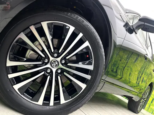 Toyota Harrier 2.5 Plug-in Hybrid Z E-Four 4WD Non-Smoking Sunroof 12.3-inch Navigation Surround View Camera Digital Inner Mirror Memory Seat Seat Ventilation Power Back Door Smart Key Power Seat LED Head Auto Air Conditioner (Precious Black Pearl) — photo 9