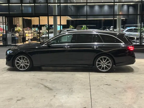 2021 Mercedes Amg Gle — photo 2