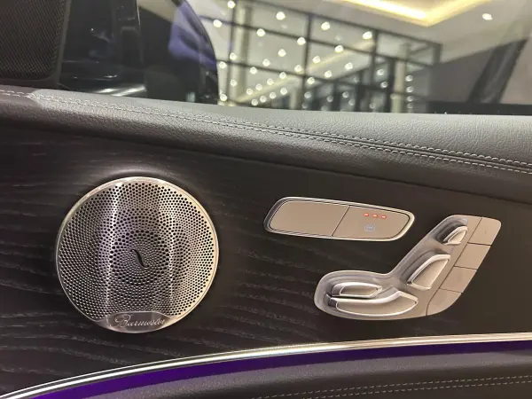 Mercedes-Benz E-Class Wagon E300 Sport Exclusive P — photo 8