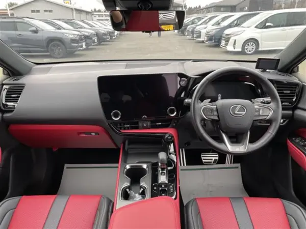 2024 Lexus Nx — photo 2