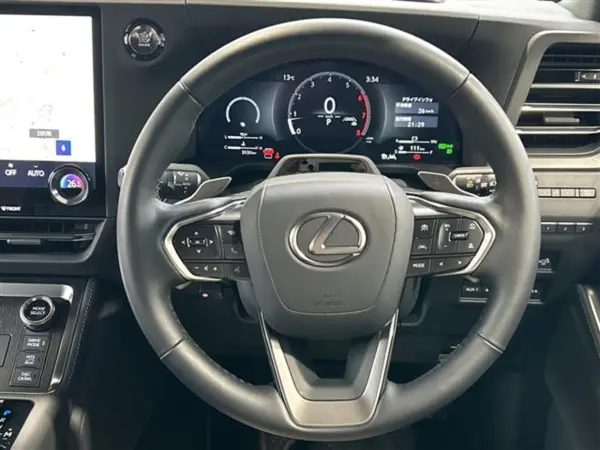 2025 Lexus Gx — photo 3