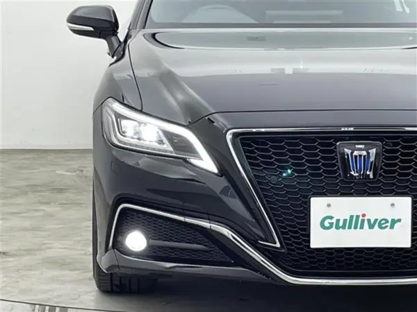 Toyota Crown Hybrid 3.5 RS Advance — photo 9