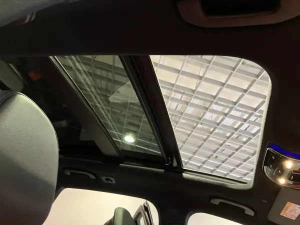 Mercedes-Benz GLC220 d 4MATIC (ISG) AMG Line Package Diesel Turbo 4WD MP202402 AMG Leather Exclusive Package Driver's Package Panoramic Sliding Roof Metallic Paint (Obsidian Black) — photo 8