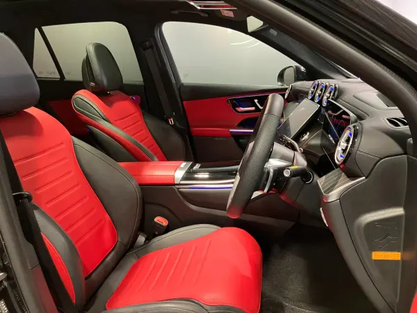 Mercedes-Benz GLC220 d 4MATIC (ISG) AMG Line Package Diesel Turbo 4WD MP202402 AMG Leather Exclusive Package Driver's Package Panoramic Sliding Roof Metallic Paint (Obsidian Black) — photo 9