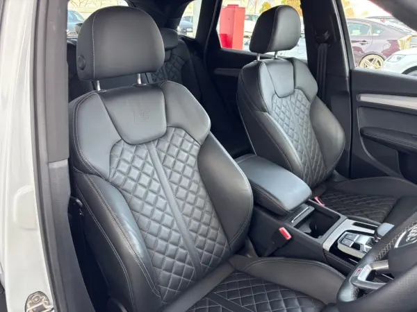 Audi Q5 S Line Dynamic Edition Diesel Turbo 4WD — photo 9
