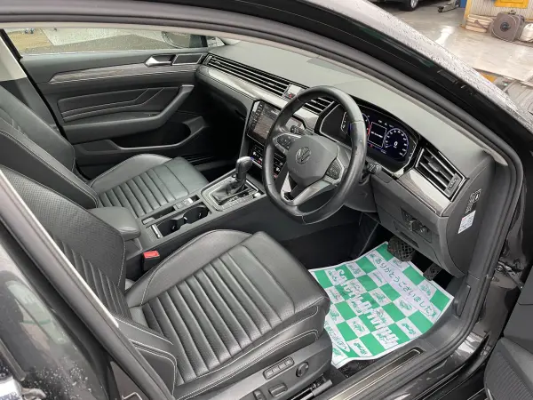 Volkswagen Passat Variant TDI Elegance Advance Diesel Turbo Nav 360 Camera HUD Adaptive Cruise Leather Seat Power Rear Gate (Gray) — photo 7