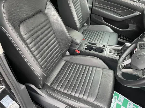 Volkswagen Passat Variant TDI Elegance Advance Diesel Turbo Nav 360 Camera HUD Adaptive Cruise Leather Seat Power Rear Gate (Gray) — photo 9