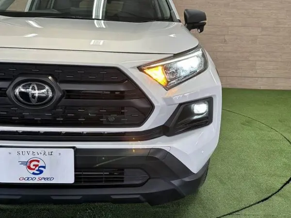 Toyota RAV4 2.0 Adventure Off-Road Package II 4WD — photo 8