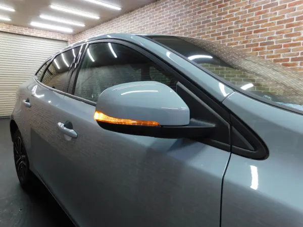 2018 Volvo V40 — photo 9 | Tuminion Kenya