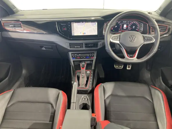 2024 Volkswagen Polo — photo 2