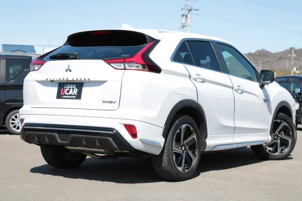 2023 Mitsubishi Eclipse Cross — photo 2