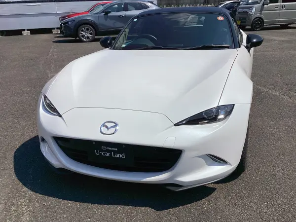 2022 Mazda Roadster — photo 2