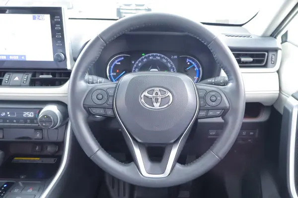 2021 Toyota  Rav4 — photo 3