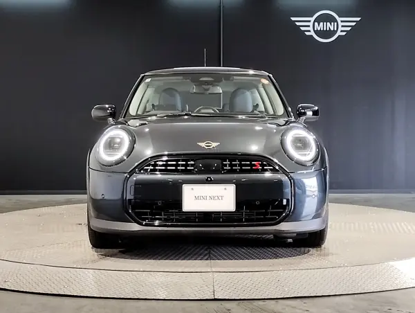 2025 Mini Cooper — photo 3