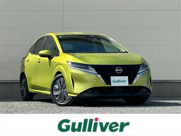Nissan Note 1.2 X with Genuine Navigation (AM/FM/BT/Full-Seg)/Around View Monitor/Digital Inner Mirror/Front Drive Recorder/ETC 2.0/ProPilot/Front & Rear Corner Sensors/Push Start/Genuine Floor Mats/LED Headlights/HDMI Connection (Olive Green Titanium Metallic)
