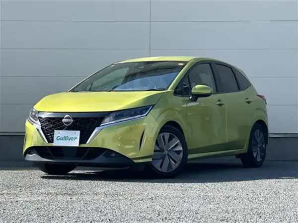 Nissan Note 1.2 X with Genuine Navigation (AM/FM/BT/Full-Seg)/Around View Monitor/Digital Inner Mirror/Front Drive Recorder/ETC 2.0/ProPilot/Front & Rear Corner Sensors/Push Start/Genuine Floor Mats/LED Headlights/HDMI Connection (Olive Green Titanium Metallic) — photo 9