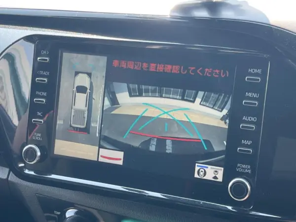 Toyota Hilux 2.4 Z GR Sport Diesel Turbo 4WD with Navigation 8-inch Display Audio, Surround View Camera, Collision Mitigation System, Radar Cruise, Non-smoking Car, Dashcam, Corner Sensors, Smart Key, LED Headlights, ETC, Genuine 18-inch Alloy Wheels (Super White II) — photo 7