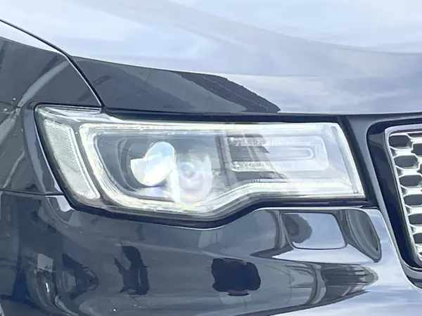 Jeep Grand Cherokee Altitude 4WD — photo 8