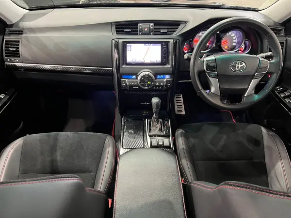 2015 Toyota Mark  X — photo 9 | Tuminion Kenya