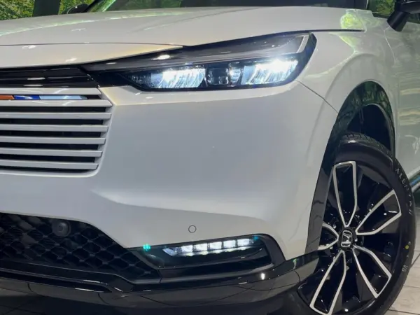 Honda Vezel 1.5 e:HEV Z Play Package — photo 8