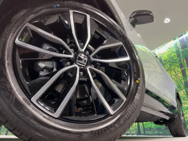 Honda Vezel 1.5 e:HEV Z Play Package — photo 9