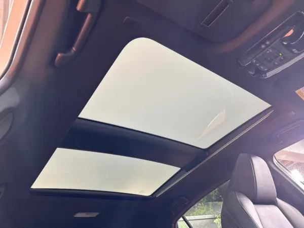 2024 Toyota Harrier — photo 3