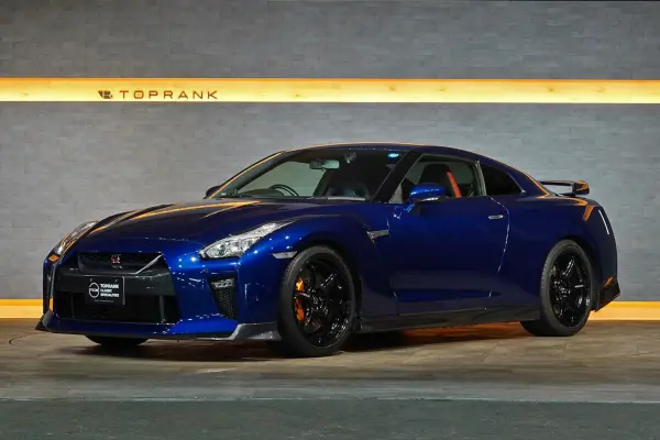 2018 Nissan Gt-r — photo 1