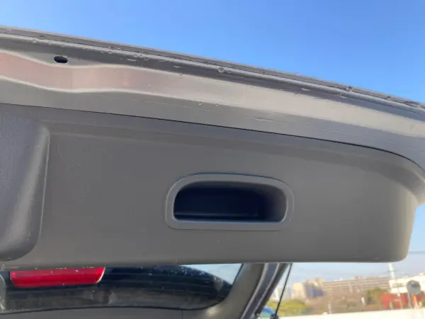 Mitsubishi Eclipse Cross PHEV 2.4 G 4WD with Navigation, Backup Camera, Seat Heater, Corner Sensors, Drive Recorder, ETC (Titanium Gray Metallic) — photo 9