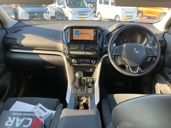 2021 Mitsubishi Eclipse Cross — photo 2