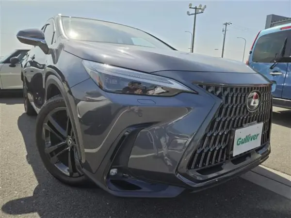 2023 Lexus Nx — photo 1