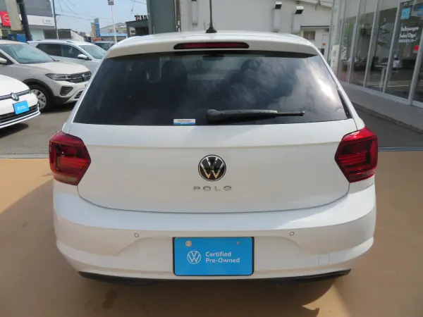 Volkswagen Polo TSI Highline One-Owner Registration SafetyP (Lane Keep Assist, Blind Spot Detection, Front/Rear Corner Sensors, Rear Traffic Alert) DiscoverMedia App-Connect (Apple CarPlay, Android Auto) LED Lights Keyless (Pure White) — photo 8