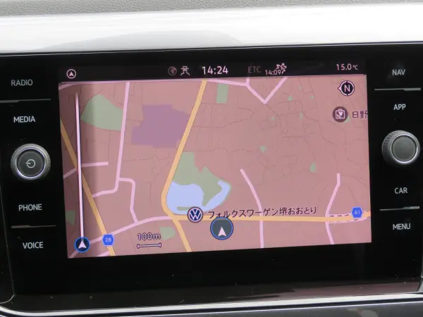 Volkswagen Polo TSI Highline One-Owner Registration SafetyP (Lane Keep Assist, Blind Spot Detection, Front/Rear Corner Sensors, Rear Traffic Alert) DiscoverMedia App-Connect (Apple CarPlay, Android Auto) LED Lights Keyless (Pure White) — photo 9