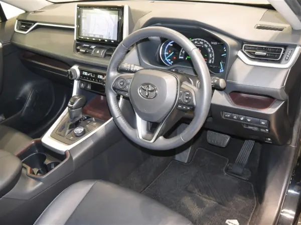 Toyota RAV4 2.5 Hybrid G E-Four 4WD — photo 7