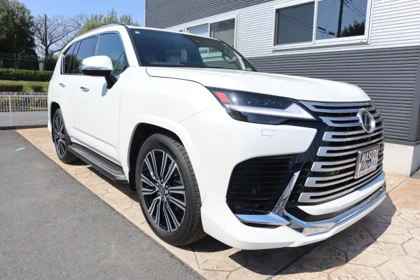 2026 Lexus Lx — photo 3