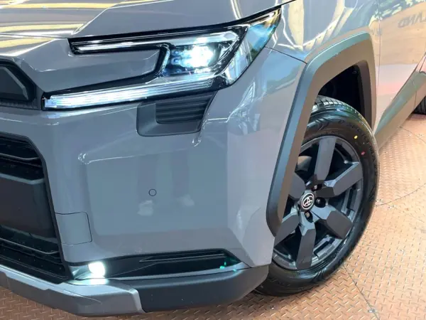 Toyota RAV4 2.5 Adventure E-Four 4WD Non-Smoking Panoramic Roof 12-inch Display Surround View Camera Radar Cruise Blind Spot Monitor Power Rear Gate Seat Heater Steering Heater LED Headlights Auto High Beam (Black x Urban Rock) — photo 9