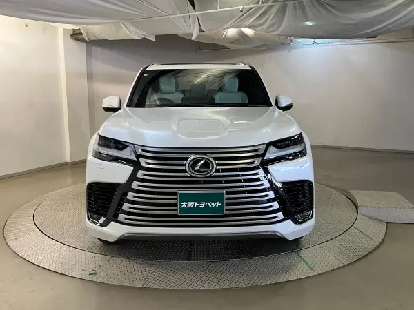 Lexus LX600 4WD — photo 9