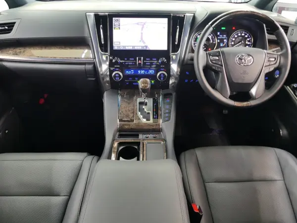 2023 Toyota Alphard — photo 3 | Tuminion Kenya