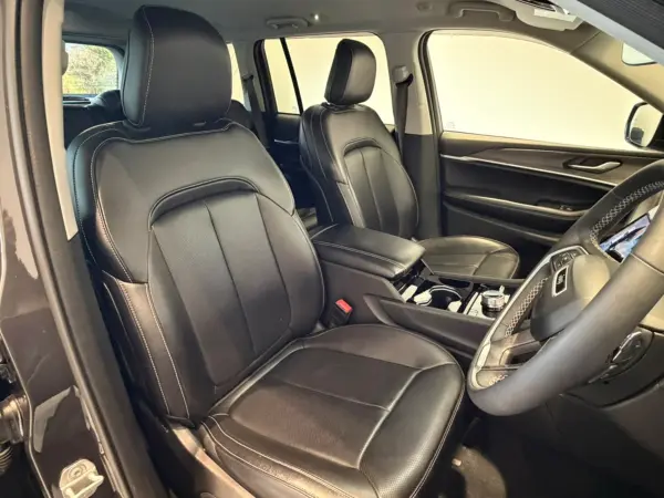 Jeep Grand Cherokee Limited 4WD Leather Seats LED Lights Backup Camera ACC Seat Heater & Cooler Steering Heater Genuine Navigation ALPINE Speakers Apple CarPlay Certified Used Car Warranty (Baltic Gray Metallic Clear Coat) — photo 8