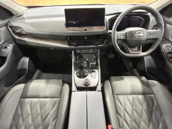 2026 Nissan Xtrail — photo 2