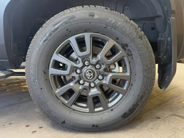 Toyota Land Cruiser 250 2.8 VX Diesel Turbo 4WD — photo 9