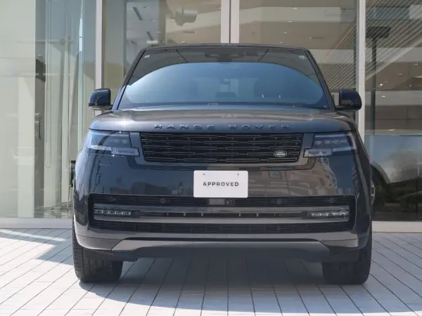 Land Rover Range Rover HSE 3.0L D300 Standard Wheelbase Diesel Turbo 4WD Certified Used Car — photo 9