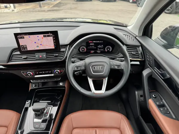 Audi Q5 High Style Diesel Turbo 4WD Limited Edition 250 Units, Collision Mitigation Braking, Radar Cruise, Parking Assist, Genuine Navigation, Bluetooth, 360-Degree Camera, Brown Leather Seats, Seat Heaters, Steering Heater, Power Rear Gate, LED Lights, ETC (Mythos Black Metallic) — photo 8