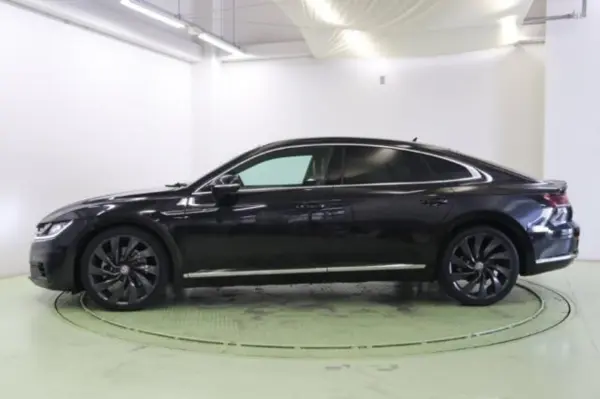 Volkswagen Arteon TSI 4Motion R-Line Advance 4WD (Black) — photo 7